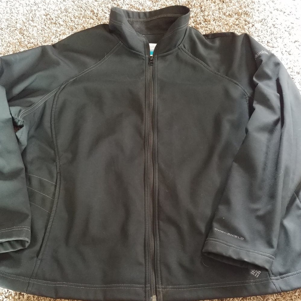 Columbia black omni shield jacket